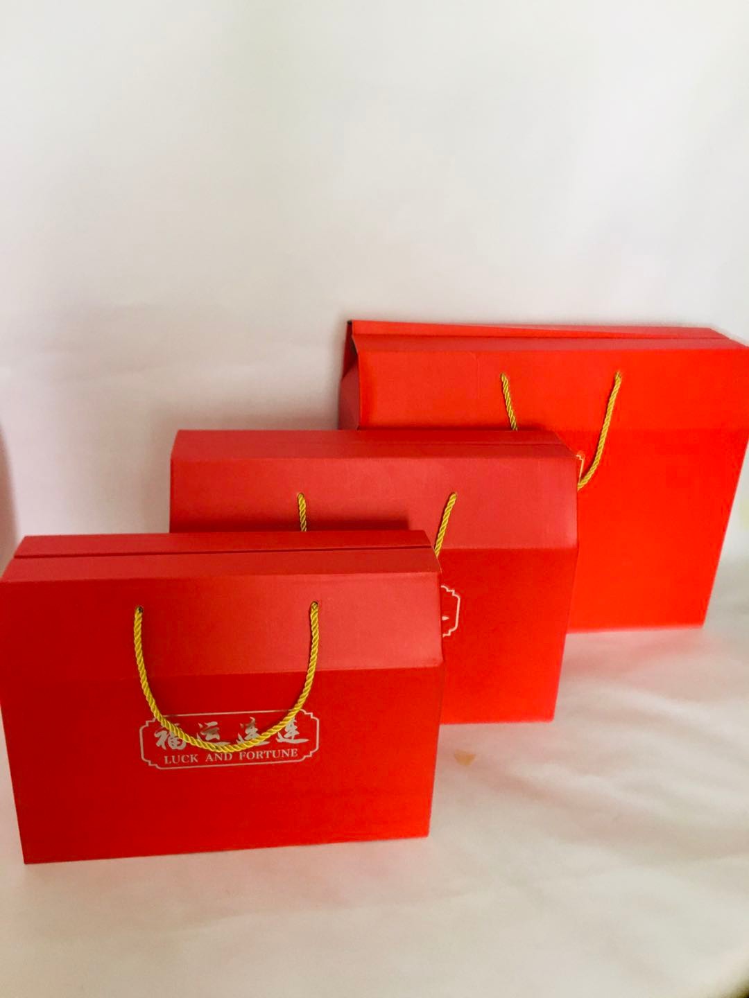 紙箱包裝如何設(shè)計(jì)才能做的更好？設(shè)計(jì)造型新穎別致，存儲(chǔ)運(yùn)輸方便